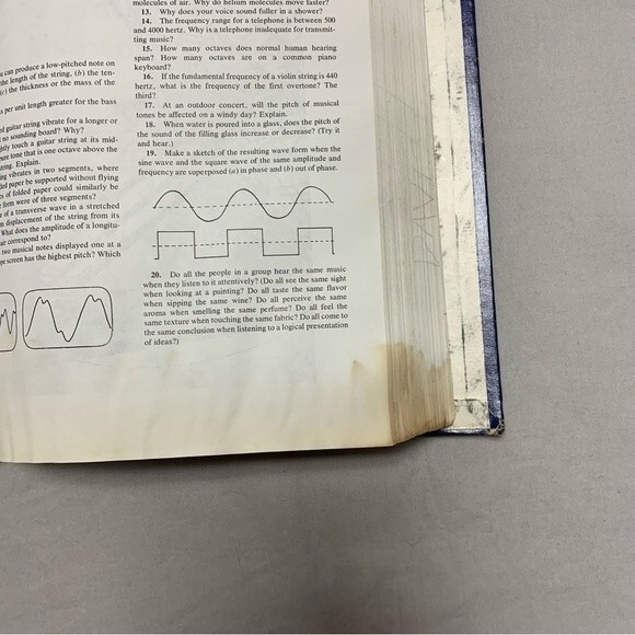 Vintage CONCEPTUAL PHYSICS - Paul G Hewitt 1981 Educational TextBook Homeschool - Picture 5 of 6